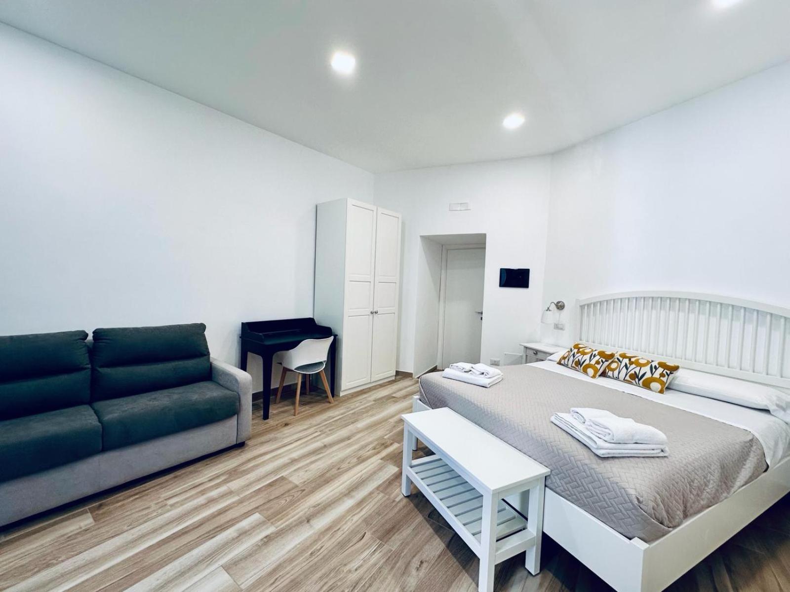 B&B Lara'S Home By I Borbone Νάπολη Εξωτερικό φωτογραφία